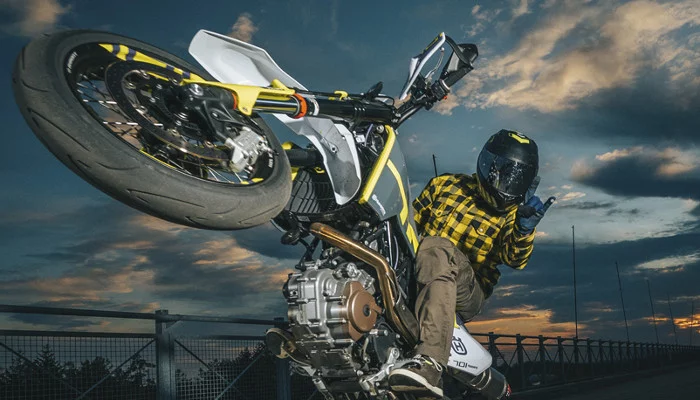 Akcesoria dla motocyklisty - Oferta specjalna, Wyprzedaż