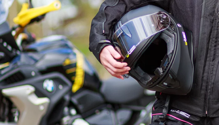 Kaski Motocyklowe W-TEC