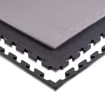 Mata Puzzle tatami podkładka do ćwiczeń inSPORTline Sazegul 100x100x2 cm - szaro-czarny, wzór krzyżowy