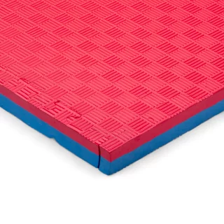 Mata puzzle fitness tatami na podłogę ochronna inSPORTline Malmeida 100x100x4 cm - czerwono-niebieski, wzór słomkowy