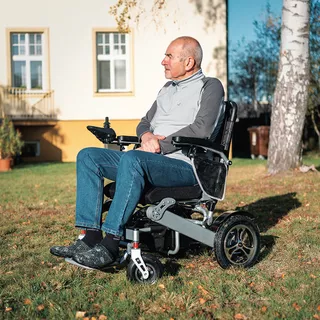 Elektryczny wózek inwalidzki inSPORTline Hawkie Basic 500W