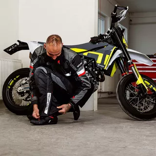 Buty motocyklowe W-TEC Bosta - Czarny
