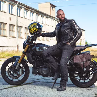 Męska skórzana kurtka motocyklowa W-TEC Makso - czarny z naszywkami
