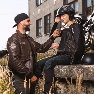 Kask motocyklowy otwarty chopper W-TEC Black Heart Rednut - Pistolet Blazin / Matowa czerń
