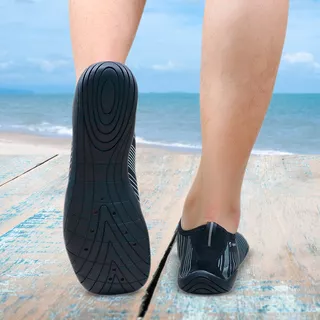 Buty kąpielowe do wody inSPORTline Makar unisex - Czarny