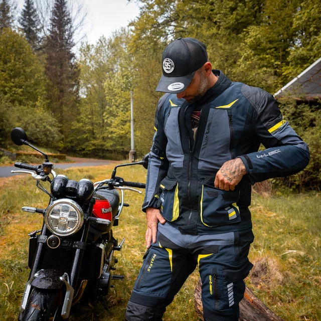 Kurtka motocyklowa W-TEC Modock ∙ trójwarstwowa ∙ wypinana podpinka ∙ membrana wodoodporna ∙ ochraniacze CE ∙ wentylacja AirVent - czarno-niebiesko-fluo-żółty