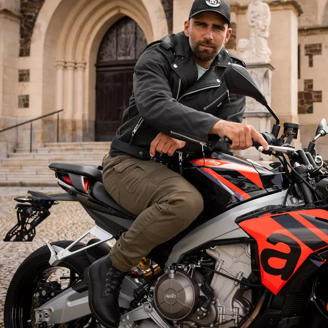 Męskie skórzane buty motocyklowe W-TEC Benga - Czarny