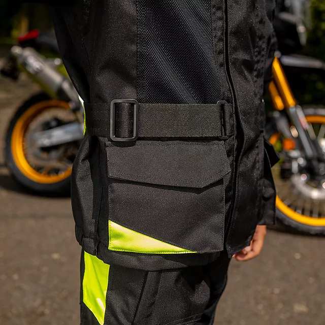 Dziecięca kurtka motocyklowa W-TEC Pinapoco ∙ wyjmowane ochraniacze ∙ regulacja rozmiaru ∙ wiatro-wodoodporna ∙ wentylacja