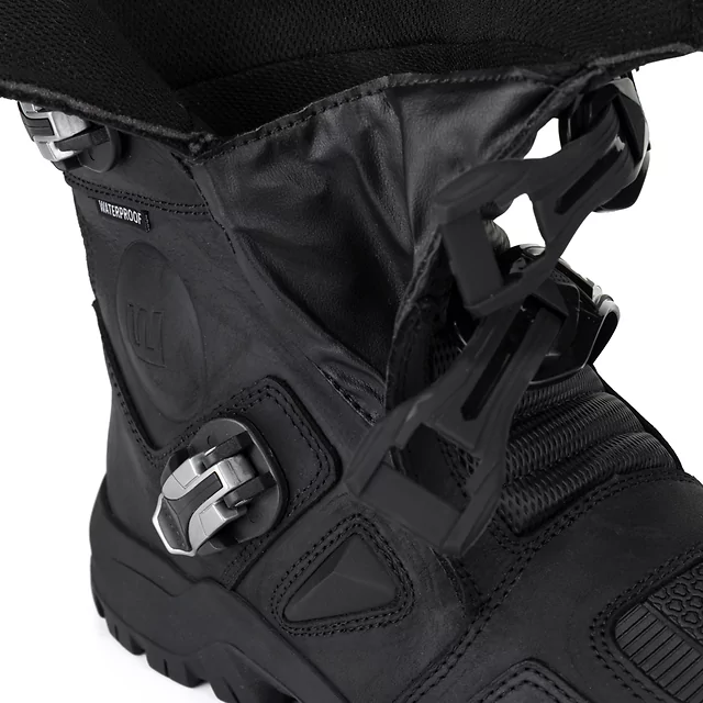 Buty motocyklowe W-TEC Lougamax CE ∙ skóra naturalna ∙ certyfikat CE ∙ wodoodporne ∙ ochraniacze kostek