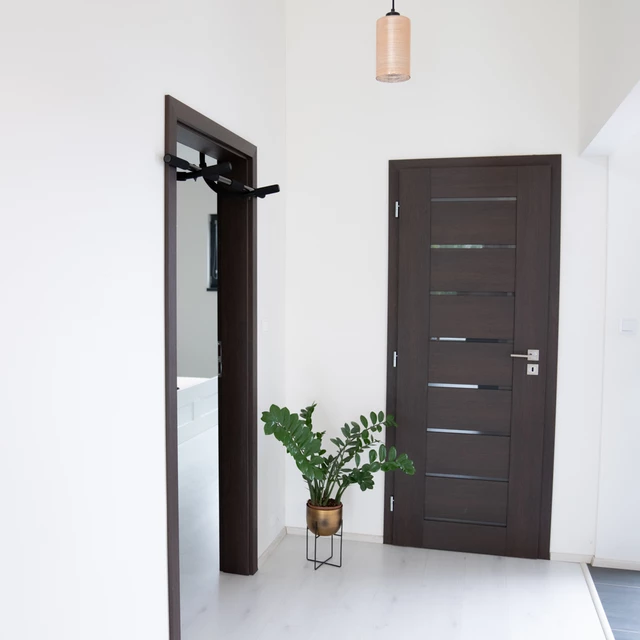 Drążek drzwiowy do podciągania inSPORTline DCB100 - OUTLET