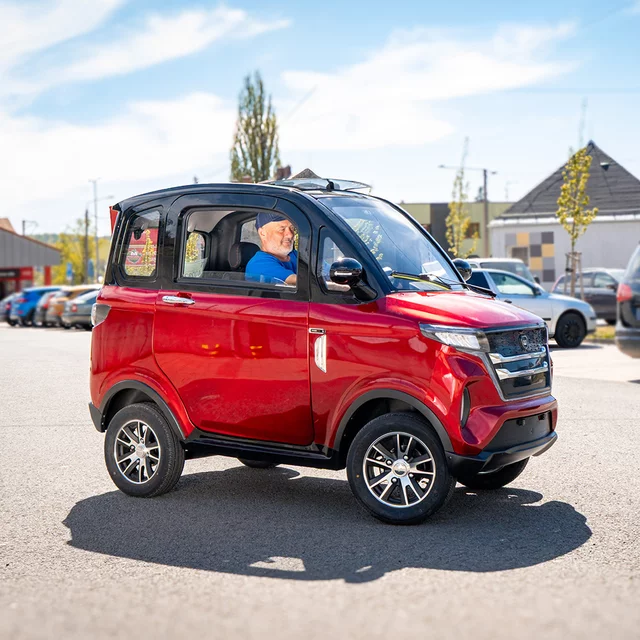 Czterokołowiec elektryczny W-TEC Tuligo II ∙ 2000W ∙ zasięg do 80 km ∙ prędkość 45 km/h ∙ nośność 150 kg ∙ 2 miejsca - Czerwony