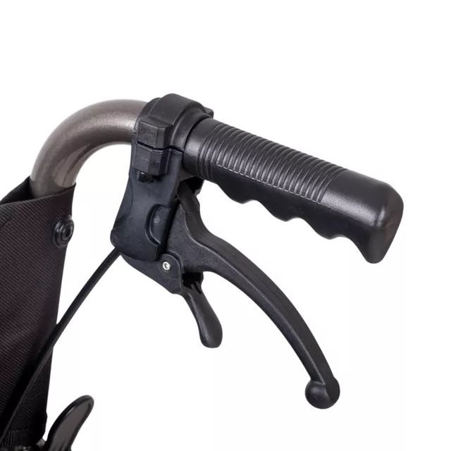 Lekki składany wózek inwalidzki inSPORTline Jakesully ∙ waga 13 kg ∙ nośność 100 kg ∙ mechanizm składania ∙ koła obrotowe ∙ blokada bezpieczeństwa