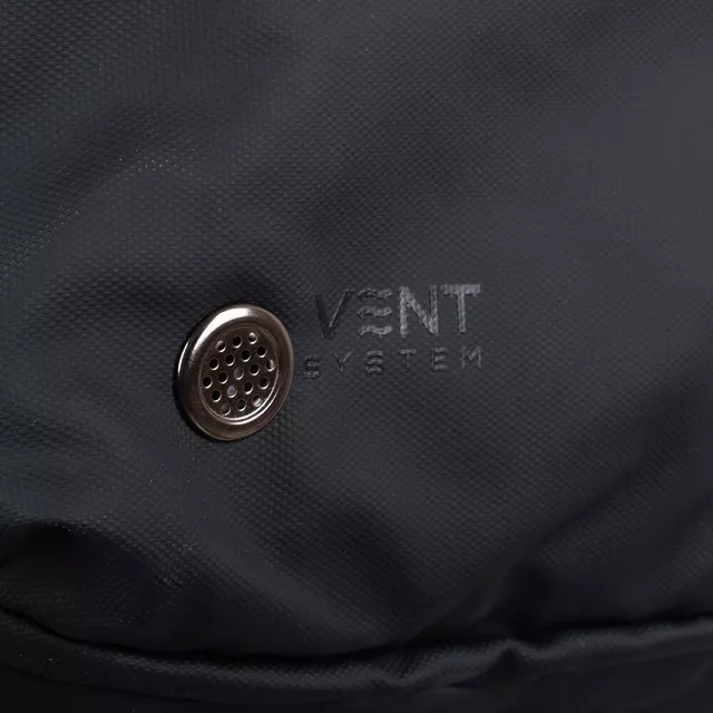 Plecak podróżny inSPORTline Wingmate 33–50 l ∙ regulowana pojemność ∙ otwarcie jak walizka ∙ kieszeń na laptopa 17,3" ∙ kabel do powerbanka