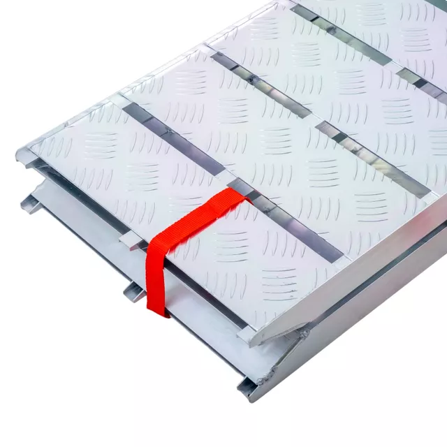 Rampa najazdowa do ATV/UTV W-TEC Gordanox ∙ nośność 340 kg ∙ aluminiowa ∙ składana ∙ 2 pasy mocujące ∙ waga 19,3 kg