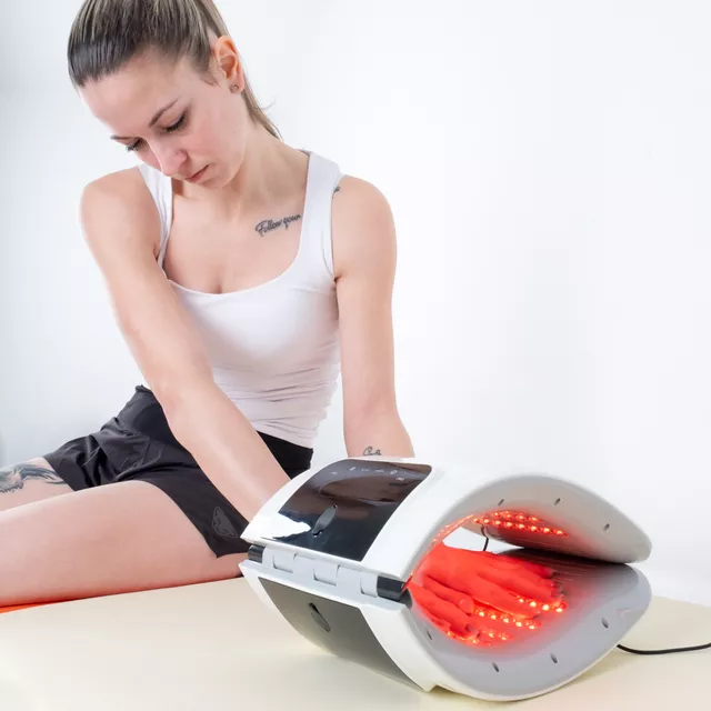 Tunel LED na podczerwień inSPORTline Infradome ∙ 100 diod LED ∙ NIR 850 nm ∙ nawilżacz ultradźwiękowy ∙ timer 60 min ∙ moc 10 W