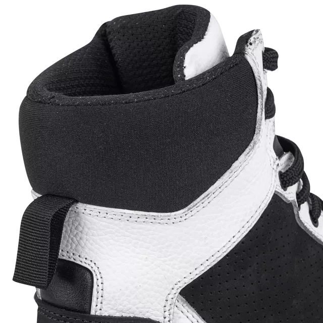 Buty motocyklowe W-TEC Bastige ∙ naturalna skóra ∙ ochrona kostek ∙ wzmocniona pięta i nosek ∙ antypoślizgowa podeszwa ∙ wentylacja - Czarno-biały