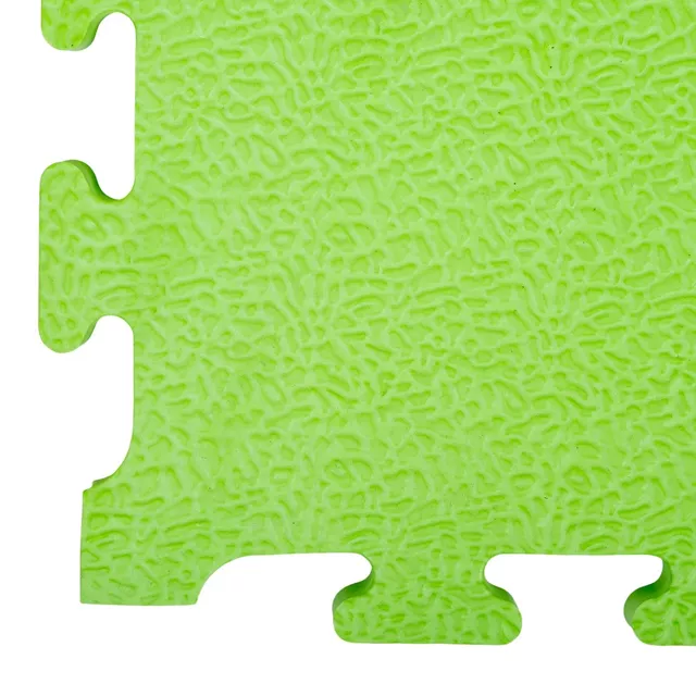 Mata tatami puzzle inSPORTline ZemalPro 100x100 cm ∙ grubość 2 cm ∙ amortyzacja wstrząsów ∙ system łączenia puzzle ∙ ochrona podłogi - motyw trawnika
