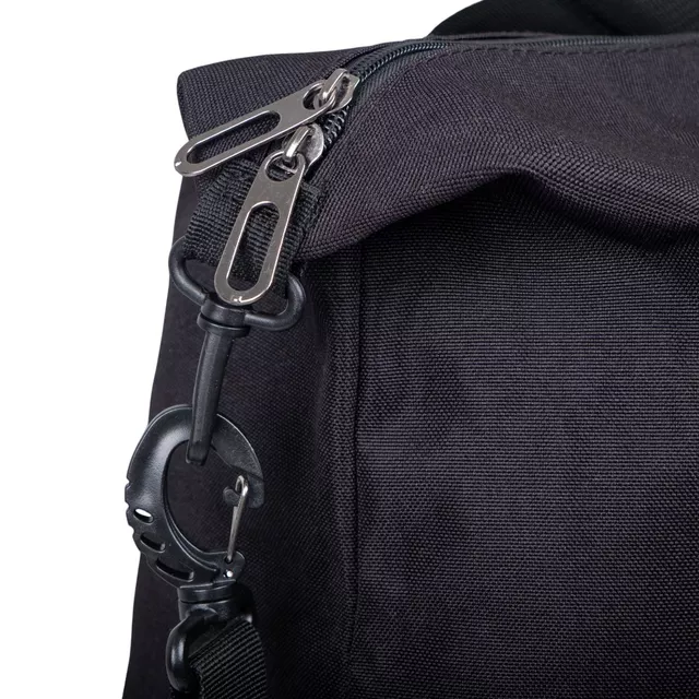 Torba sportowa inSPORTline Favorio ∙ 20 l ∙ oddzielna przegroda na buty ∙ liczne kieszenie ∙ wodoodporny materiał 600D ∙ lekka waga 490 g