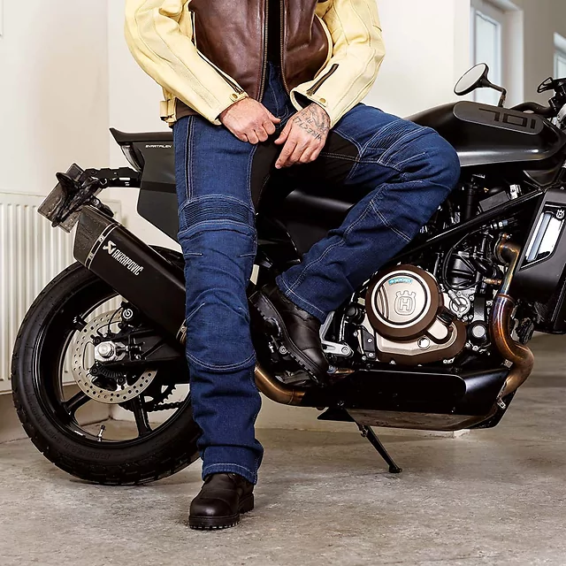 Męskie jeansy motocyklowe W-TEC Biterillo Evo ∙ ochraniacze ∙ wzmocnienia aramidowe ∙ wentylacja na udach ∙ elastyczny denim
