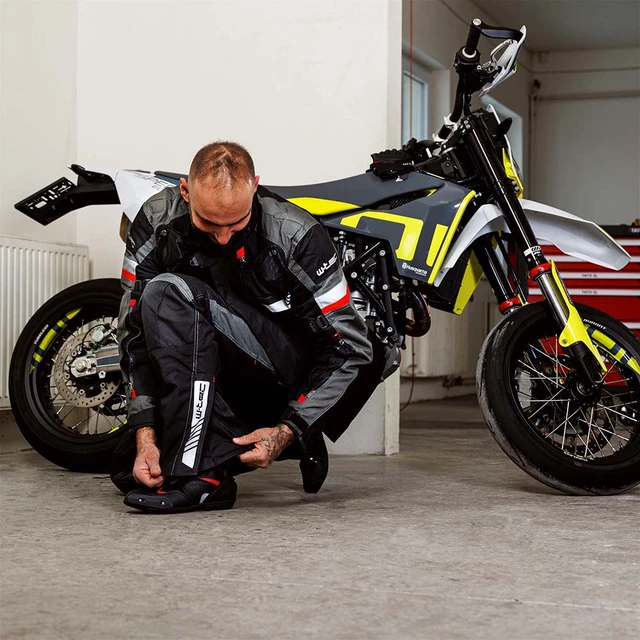 Buty motocyklowe W-TEC Bosta - Czarny