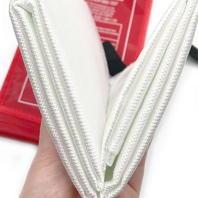 Koc gaśniczy inSPORTline Blanfir ∙ przeciwpożarowy ∙ włókno szklane ∙ do 800°C ∙ etui na rzep