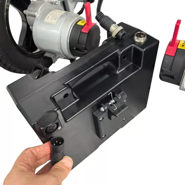 Elektryczny wózek inwalidzki inSPORTline Hawkie Basic 500W