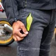 Męskie jeansy motocyklowe W-TEC Biterillo Evo ∙ ochraniacze ∙ wzmocnienia aramidowe ∙ wentylacja na udach ∙ elastyczny denim