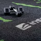 Sztuczna trawa treningowa inSPORTline Crospet 10×2 m ∙ podziałka numeryczna ∙ piktogramy ćwiczeń ∙ antypoślizgowy spód ∙ wysoka gęstość