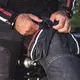 Klasyczne rękawice motocyklowe W-TEC Classic - Jawa czarna z czerwono-białym paskiem