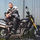 Męska skórzana kurtka motocyklowa W-TEC Esbiker - czarny w beżowe paski